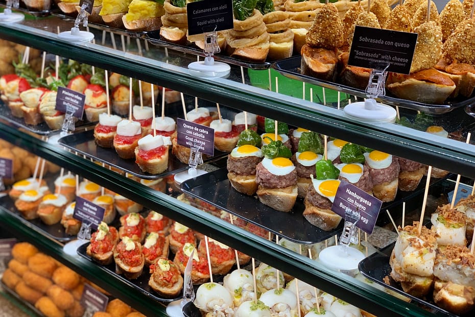 tapas. viaje gastronómico en España